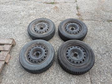 Pneumatici invernali 185/65 R15 88T