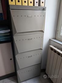 classificatore in metallo 