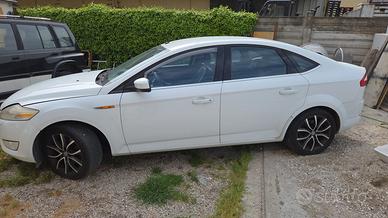 Ford Mondeo 2.0 145cv Benzina. 1500etrattabili