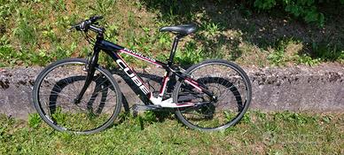 Bicicletta ibrida sport