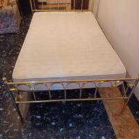 letto matrimoniale vintage