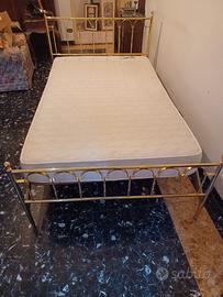 letto matrimoniale vintage