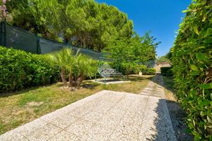 4 LOCALI A CIVITAVECCHIA