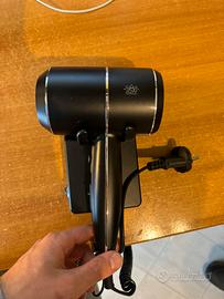 Asciugacapelli a parete – Tecnologia Ionica