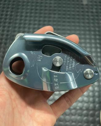Petzl assicuratore grigri