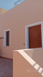 Teulada bivano con terrazza a livello