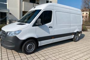 Mercedes Benz SPRINTER TETTO ALTO PASSO MEDIO KM 9
