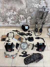 Ricambi suzuki Gsr 600 06/11