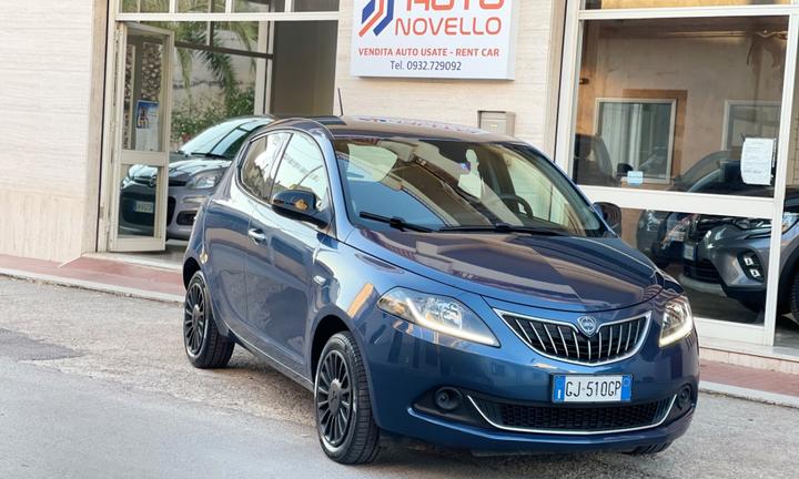 Lancia Ypsilon 1.0 FireFly 5 porte Hybrid Ecochic