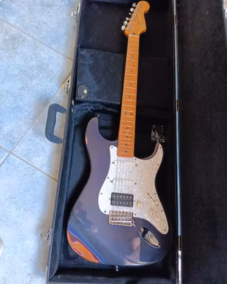 Fender stratocaster super strat relic royal purple