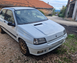 Renault Clio 1.8 16v