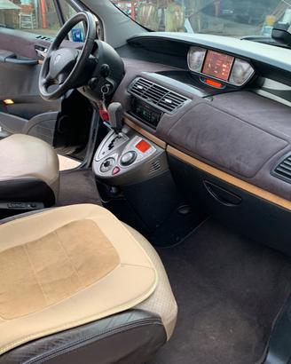 Lancia phedra