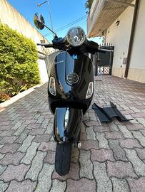 Vespa LX 150