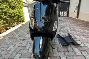 Vespa LX 150