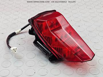 FARO POSTERIORE YAMAHA R125 2019 2022 YZF R 2021 2
