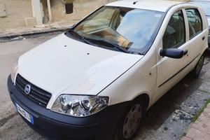 fiat Punto 1.3 diesel con aria condizionata 