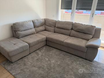 Divano letto angolare con pouf - Mondo Convenienza