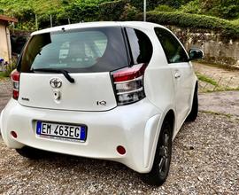 TOYOTA iQ - 2013