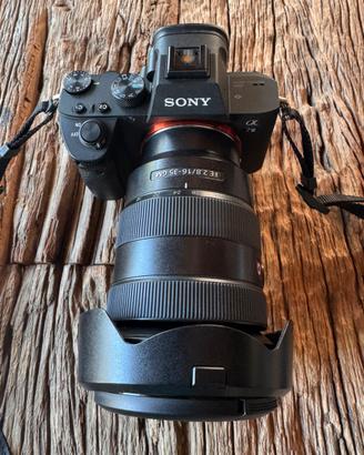 SONY ALPHA 7 III con obiettivo 16-35