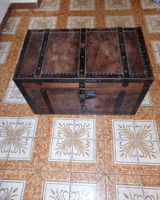 baule in legno antico 