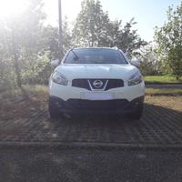 siv. cross ove  Nissan 