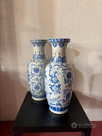 Grande vaso Chinoiserie bianco e blu 59cm