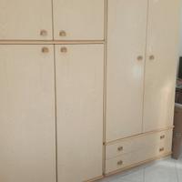 armadio piccolo cameretta e comodino