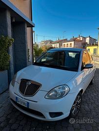Lancia Ypsilon EcoChic