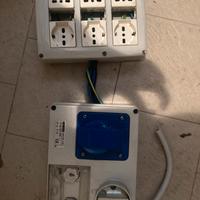 Prese eletricche da muro 16 amper