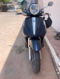 Piaggio beverly tourer 300