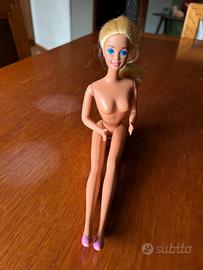 Barbie praticamente nuova