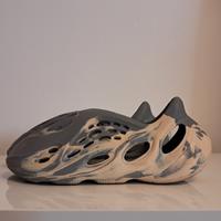 adidas  foam runner yeezy