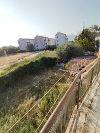 Terni garage + orticello