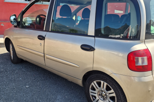 Multipla fiat 1900 jtd cv120