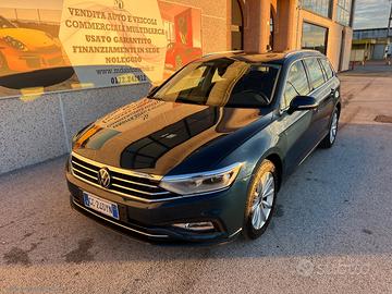 VOLKSWAGEN Passat Var. 2.0 TDI EVO DSG Business FA