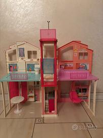 Barbie Casa di Malibu a 3 piani DLY32