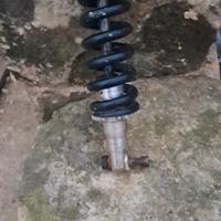 mono amortizatore moto