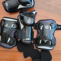 ginocchiere e polsiere taglia S nuove mai usate. 