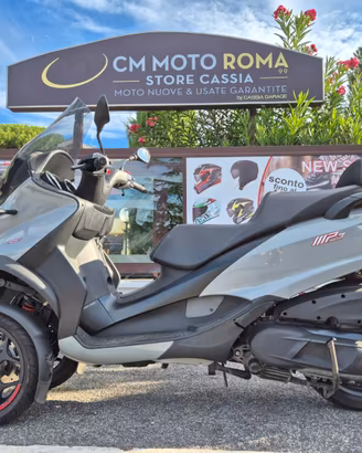 Piaggio MP3 350