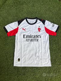 Maglia AC Milan Puma M autografata Camarda Gila