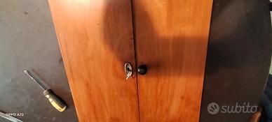 cassetta da muro portautensili