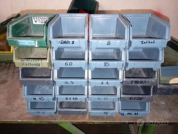 Contenitori in plastica misure in foto