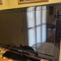 TV samsung 39 pollici, schermo 89 x 50, base 58 x