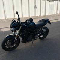 Triumph Street triple 765