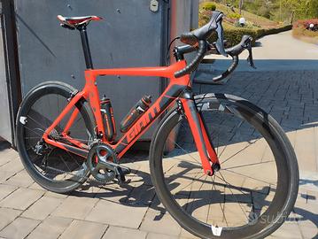 giant propel aereo