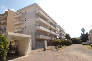 Appartamento di 135 m² con 4 locali a Reggio Calab
