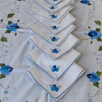 tovaglia da tavola con 8 tovaglioli 