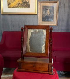 Antica Specchiera Basculante in Noce  meta 800