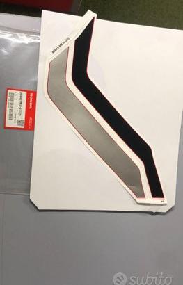Adesivo carena dx Honda XADV 750 86643MKHD70
