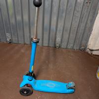 monopattino per bambini ruote luminose